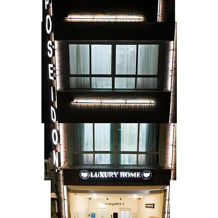 Luxury Poseidon *