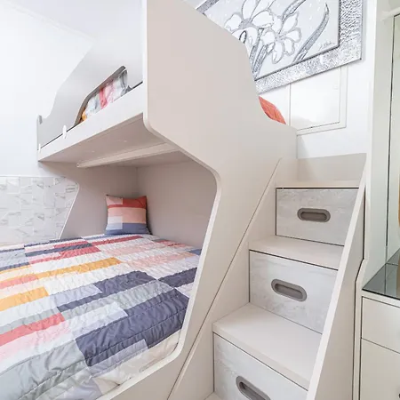 Luxury Poseidon Aparthotel *
