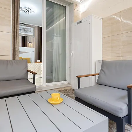 Luxury Poseidon Aparthotel