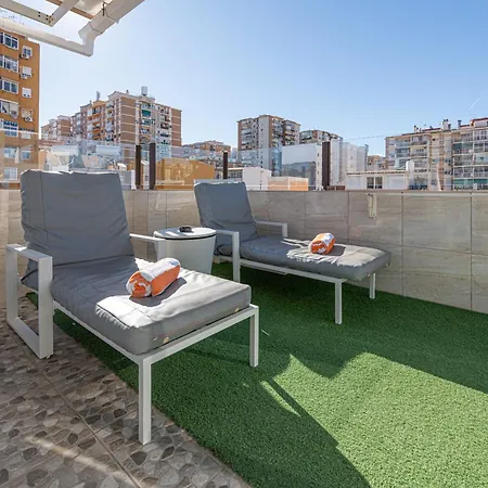 מלון דירות Luxury Poseidon 4*